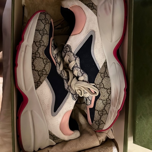 Gucci Python Sneakers size 39 - Picture 3 of 4